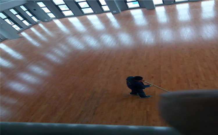 福州實木運動地板翻新