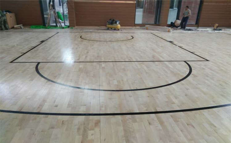 柞木實木運動地板價格是多少錢？