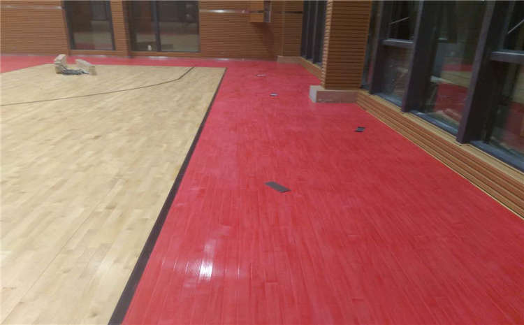 學校舞臺木地板翻新