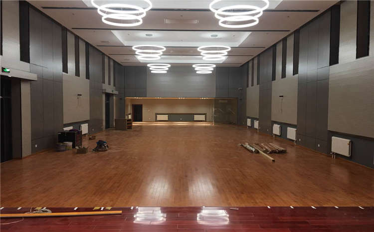 新疆楓樺木實木運動地板廠