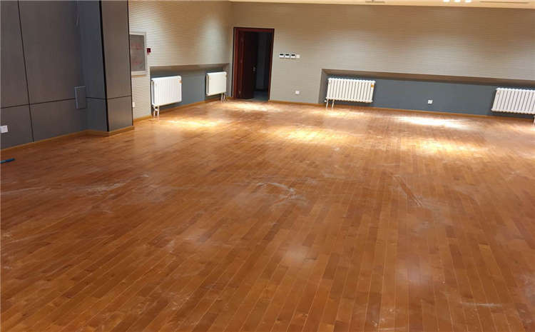 呼和浩特楓木體育地板施工工藝