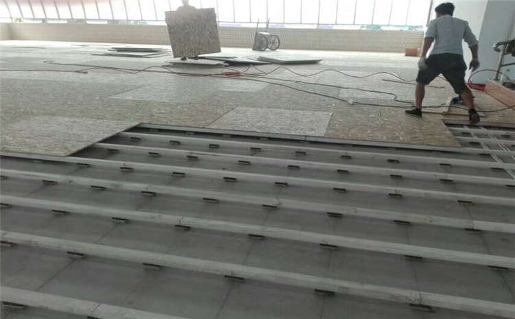 性價比高的運動木地板產品有什么特點？