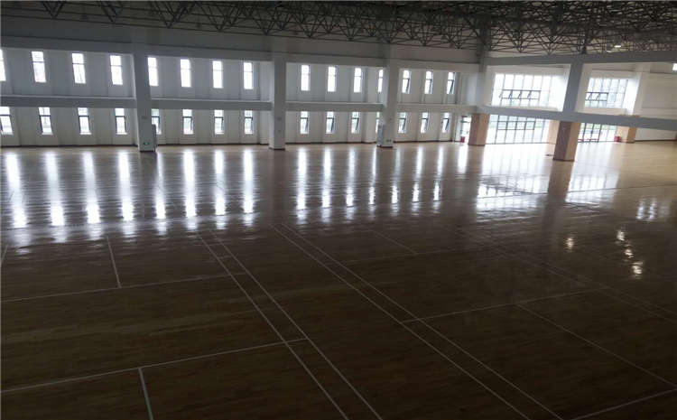 拼裝籃球木地板多少錢(qián)一平米