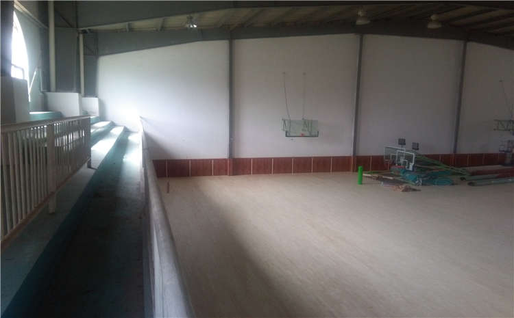 22厚NBA籃球場木地板主輔龍骨結(jié)構(gòu)