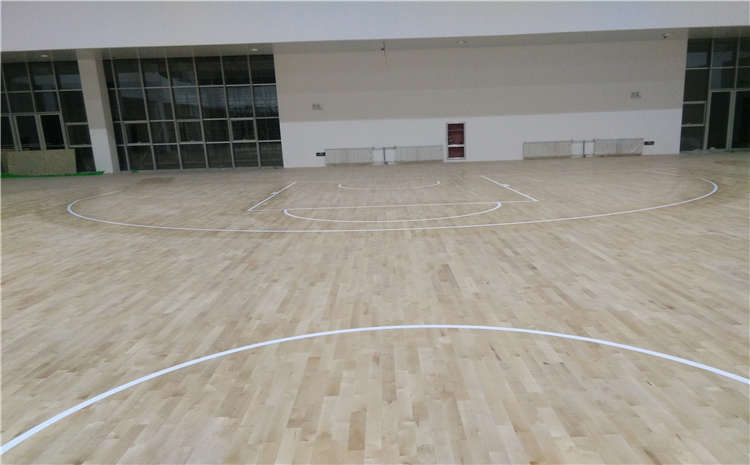 專業(yè)的籃球館木地板怎么維修?