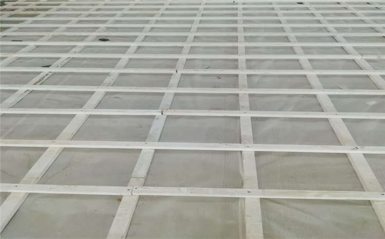 籃球場木地板選擇楓木材質的原因是什么