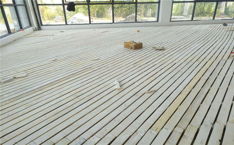 運(yùn)動(dòng)木地板生產(chǎn)廠商聯(lián)系方式