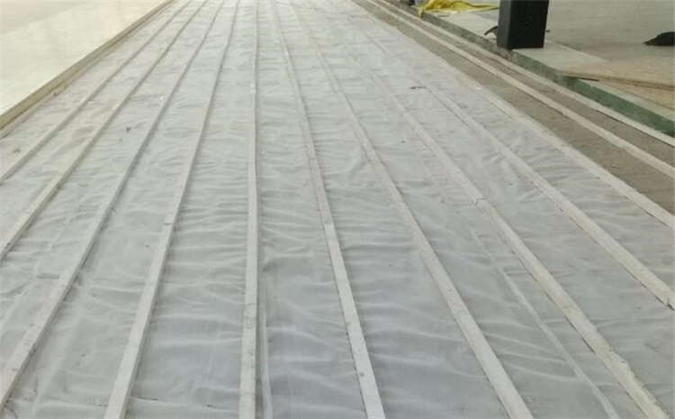 俄勒岡松羽毛球館木地板價格是多少錢?