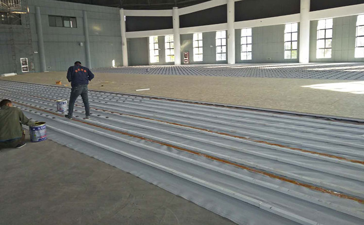 24厚籃球館木地板怎么保養？