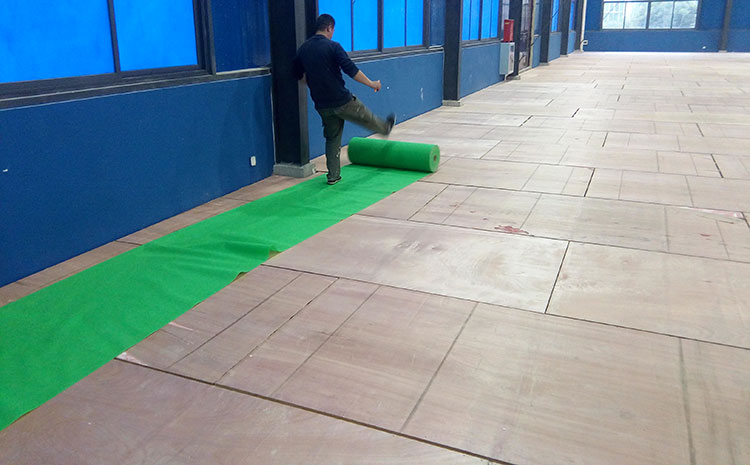 楓樺木NBA籃球場(chǎng)木地板廠家去哪找？