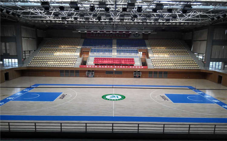 體育場(chǎng)館鋪裝地面怎么整?