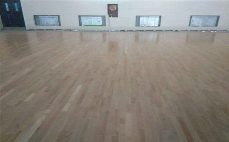 指接板籃球場地木地板規格