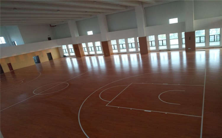 訓練館體育館木地板怎么保養