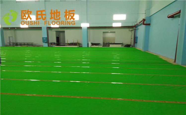 湖南吉**溶江小區健身中心木地板圖片