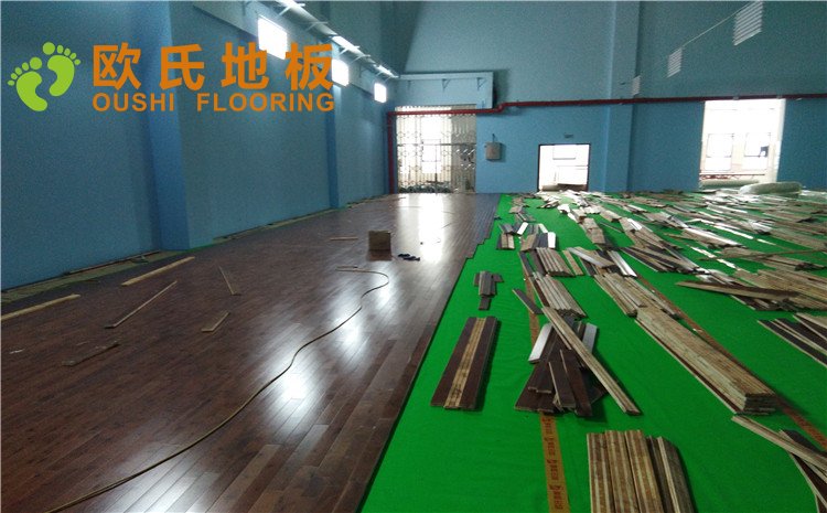 湖南吉**溶江小區健身中心木地板圖片