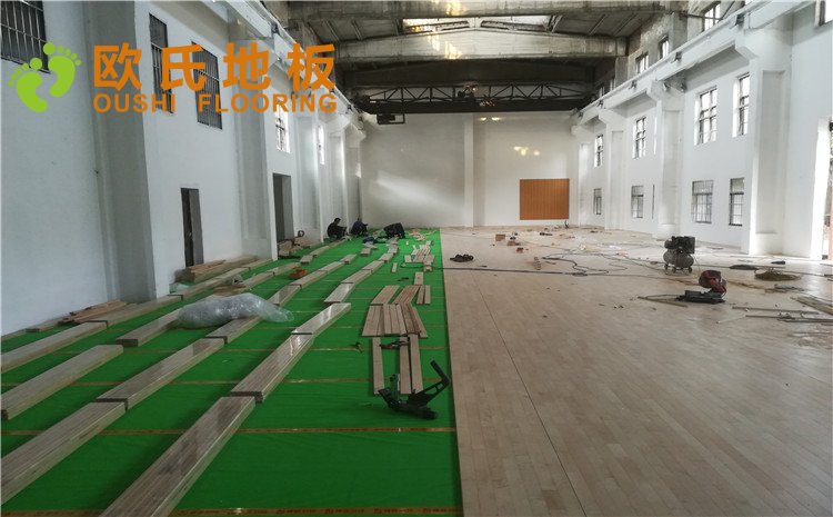 江西南昌赤練排球館木地板圖片